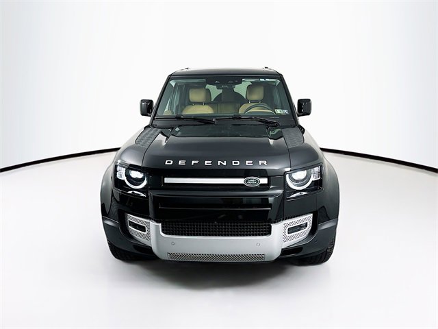 Used 2025 Land Rover Defender 110 S image 2