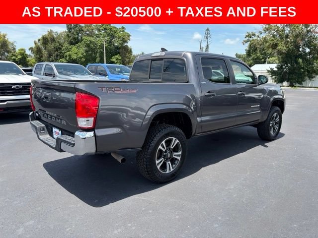 Used 2017 Toyota Tacoma SR5 RWD image 6