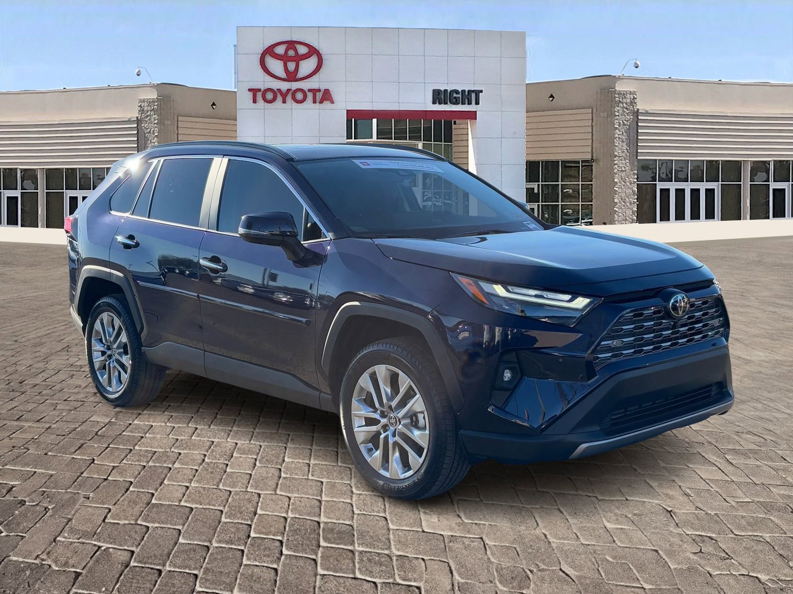Used 2025 Toyota RAV4 Limited w/ Advanced Technology Package image 10