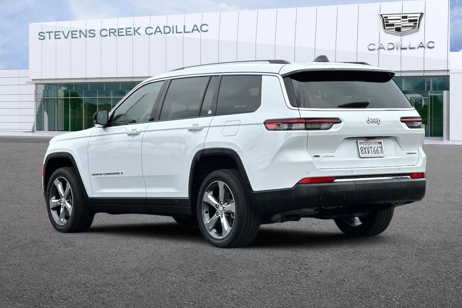 Used 2021 Jeep Grand Cherokee L Limited AWD/4WD image 5