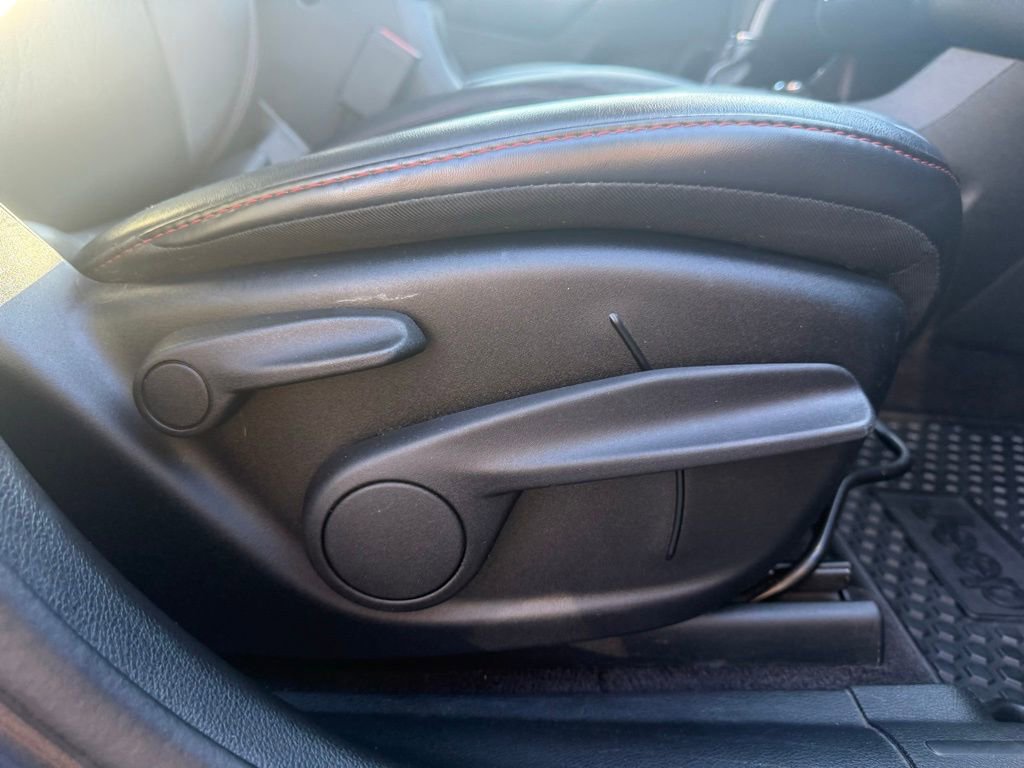 Used 2016 Jeep Cherokee Trailhawk w/ Comfort/Convenience Group image 54