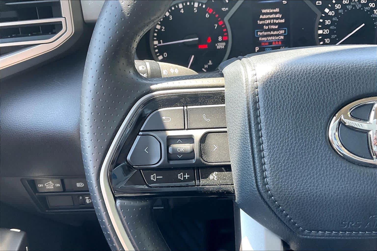 Used 2022 Toyota Tundra SR5 AWD/4WD image 22