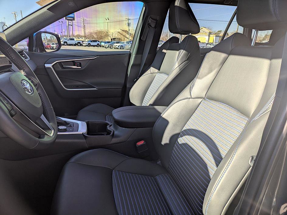 Used 2024 Toyota RAV4 XSE image 11