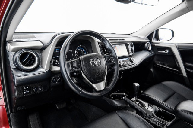 Used 2018 Toyota RAV4 Limited w/ Advanced Technology Package AWD/4WD image 13