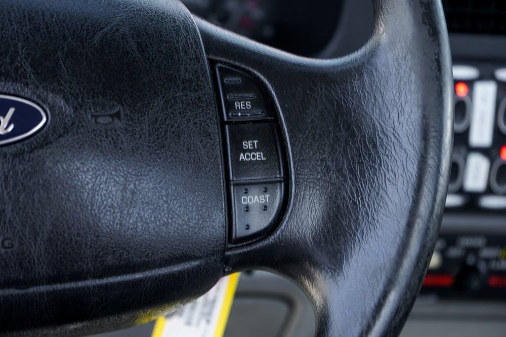 Used 2006 Ford F450 XL image 29