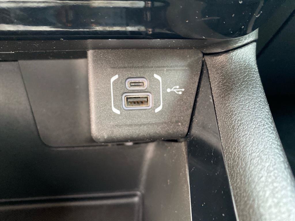 Used 2025 Jeep Compass Trailhawk w/ Trailer Tow Group AWD/4WD image 13