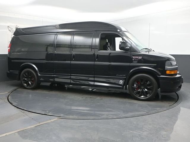 Used 2025 Chevrolet Express 2500 Extended w/ Driver Convenience Package RWD image 1