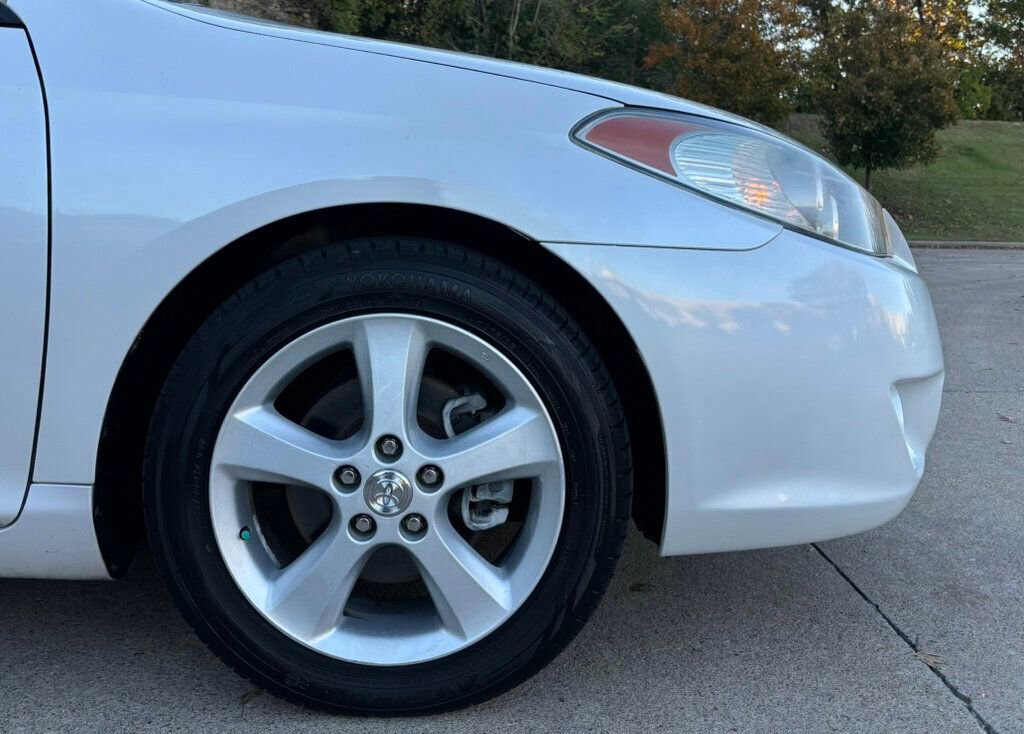 Used 2005 Toyota Solara SE image 26