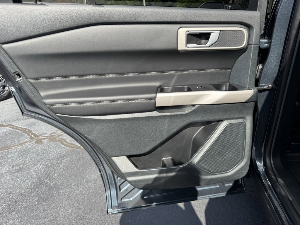 Used 2023 Ford Explorer XLT w/ Equipment Group 202A image 29