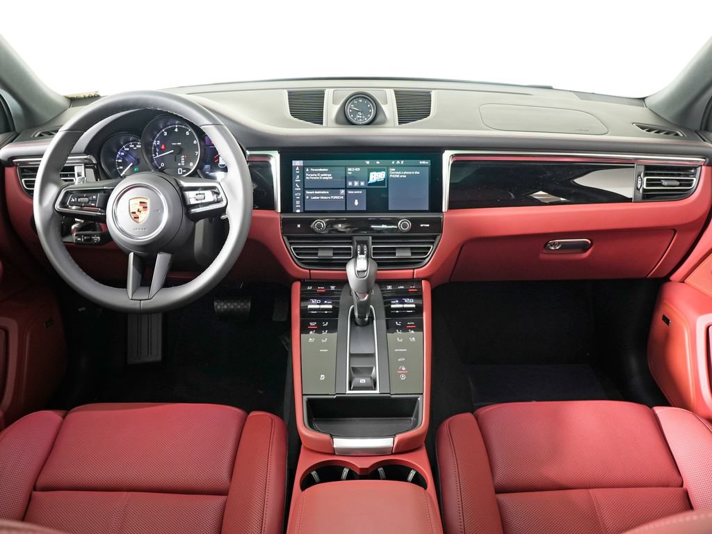 Certified 2026 Porsche Macan AWD/4WD image 20