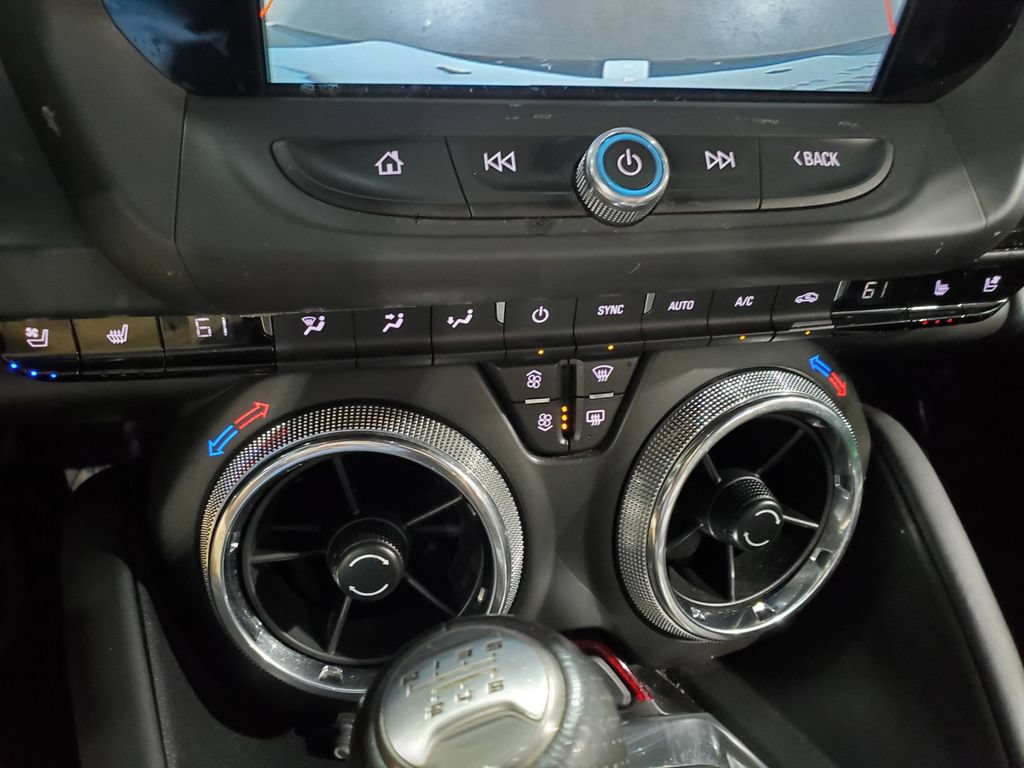 Used 2016 Chevrolet Camaro LT RWD image 25