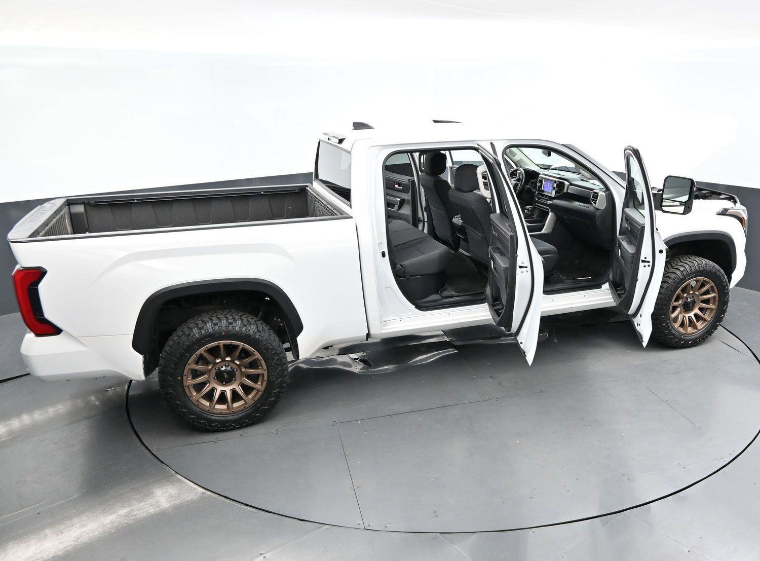 Used 2022 Toyota Tundra SR5 image 39