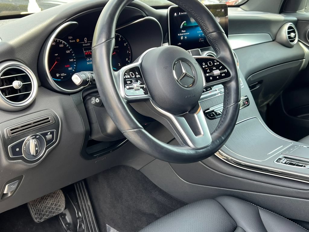 Used 2022 Mercedes-Benz GLC 300 4MATIC w/ Premium Package Lite image 17