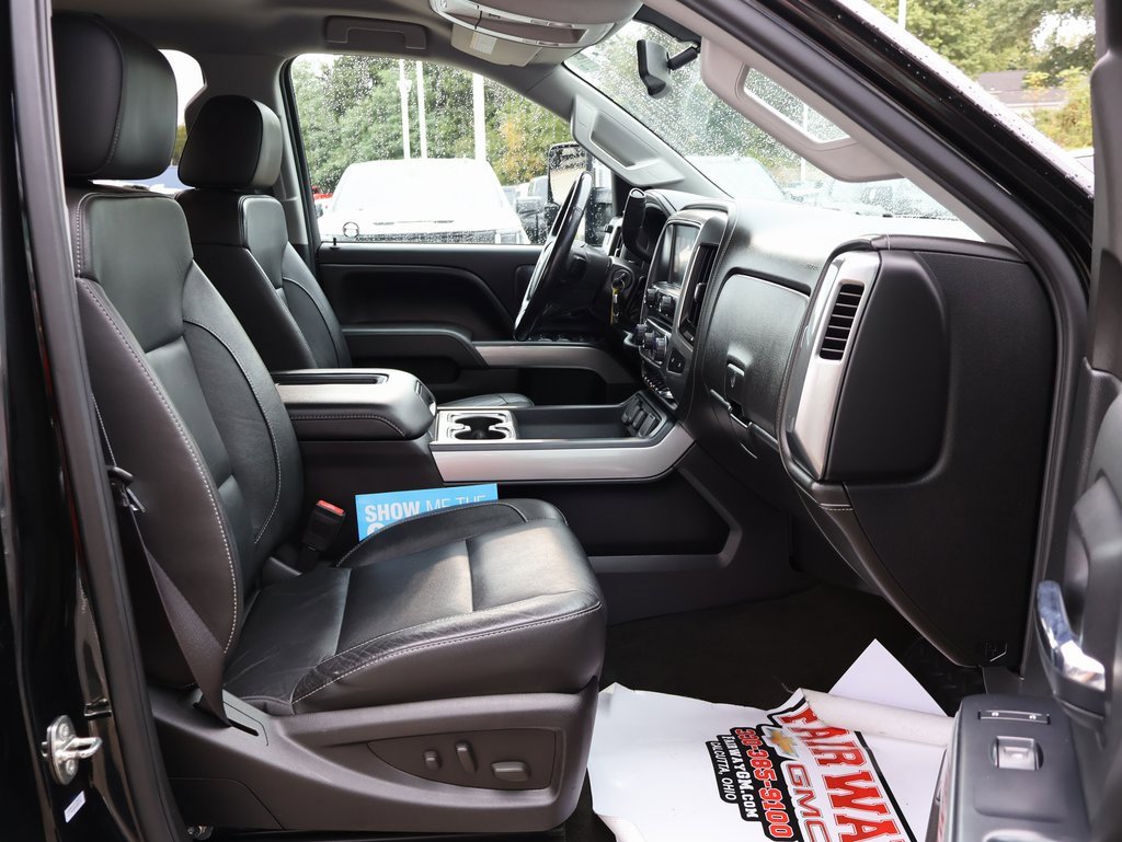 Used 2016 Chevrolet Silverado 3500 LTZ image 36