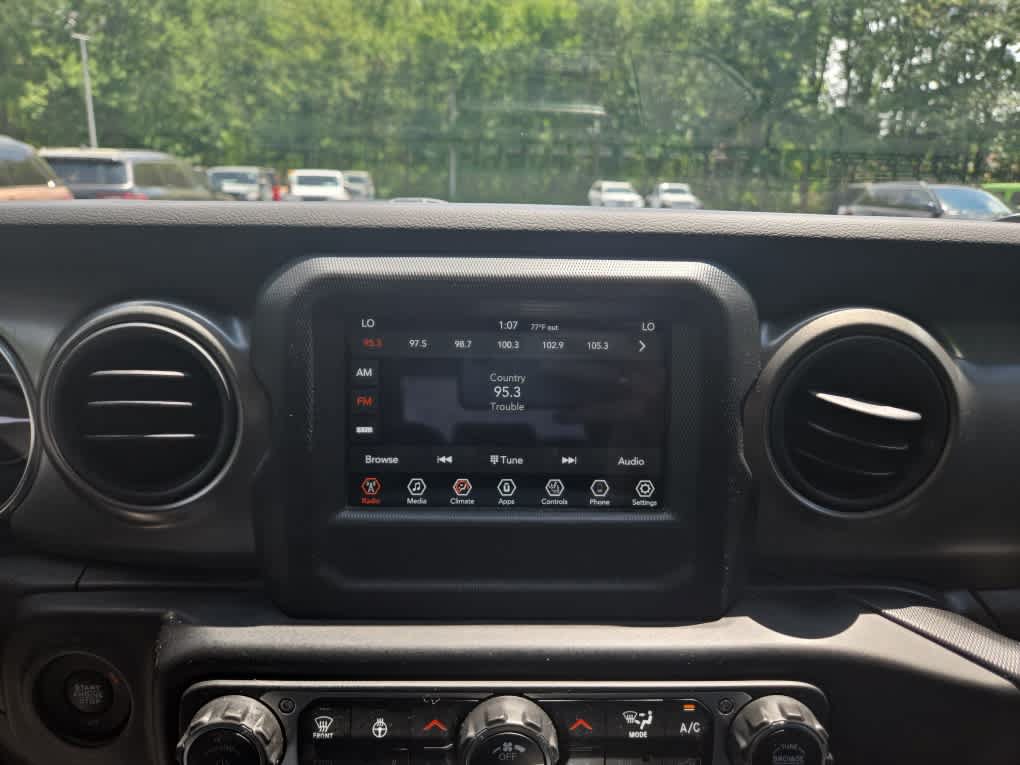 Used 2023 Jeep Wrangler Unlimited w/ Cold Weather Group AWD/4WD image 26