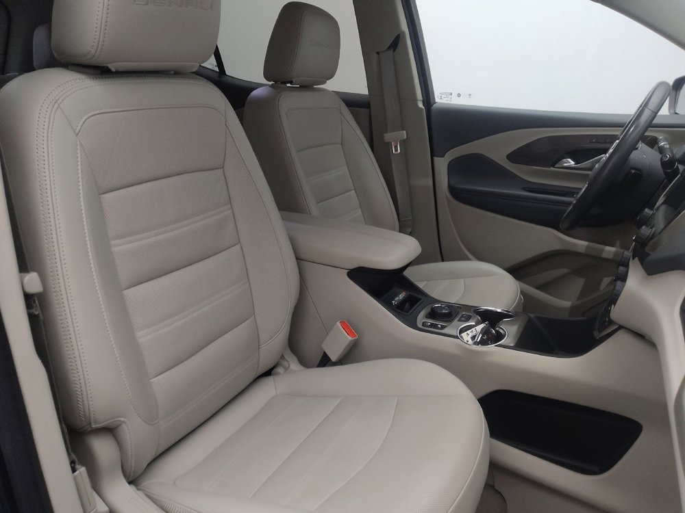 Used 2022 GMC Terrain Denali w/ Denali Premium Package image 21