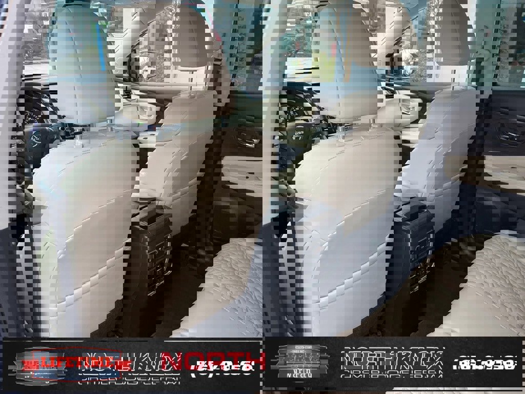 Used 2023 Nissan Murano Platinum w/ Cargo Package image 17