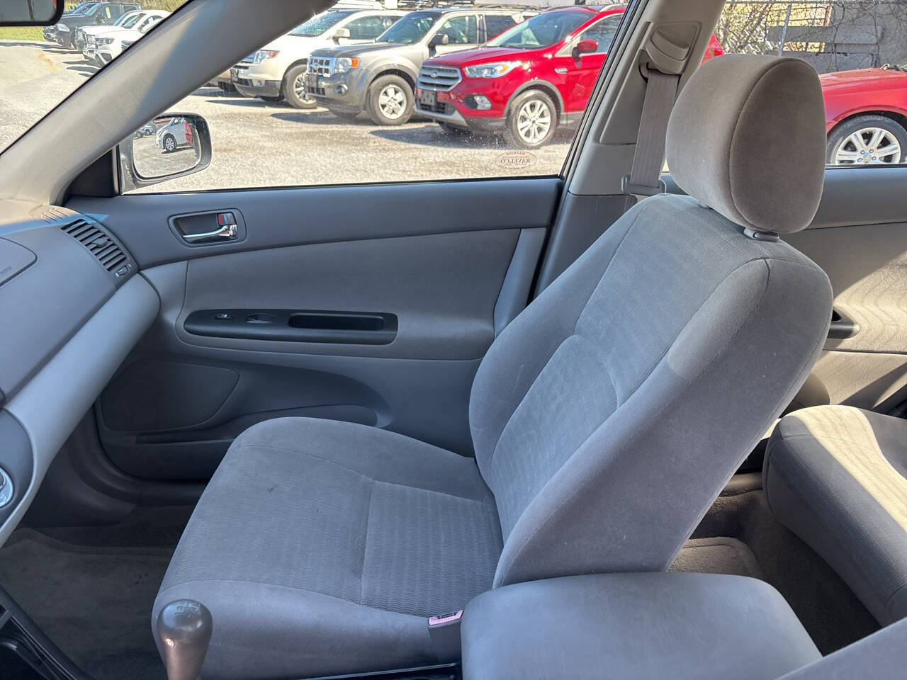 Used 2005 Toyota Camry XLE FWD image 15