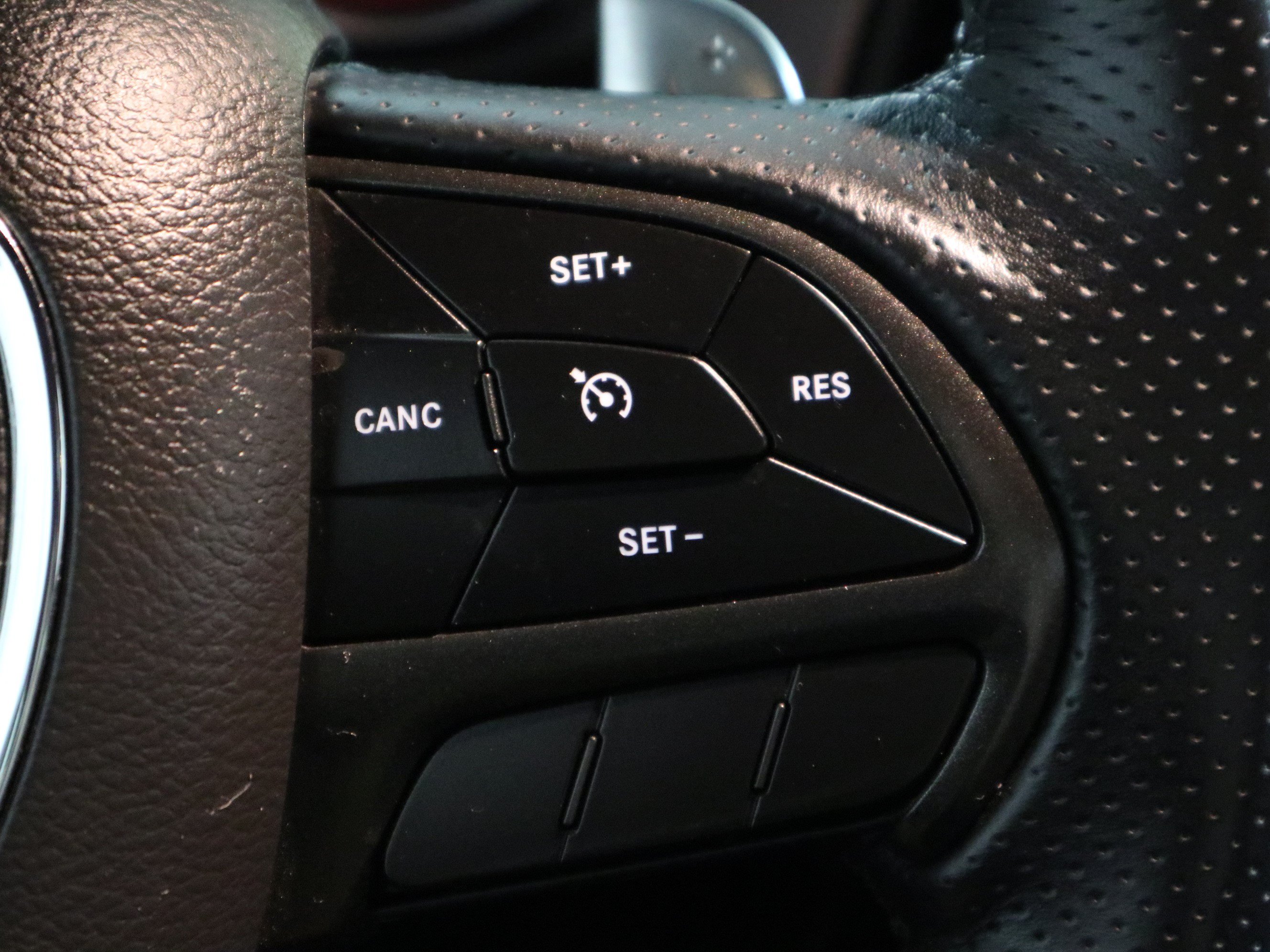 Used 2019 Dodge Challenger R/T Scat Pack RWD image 27