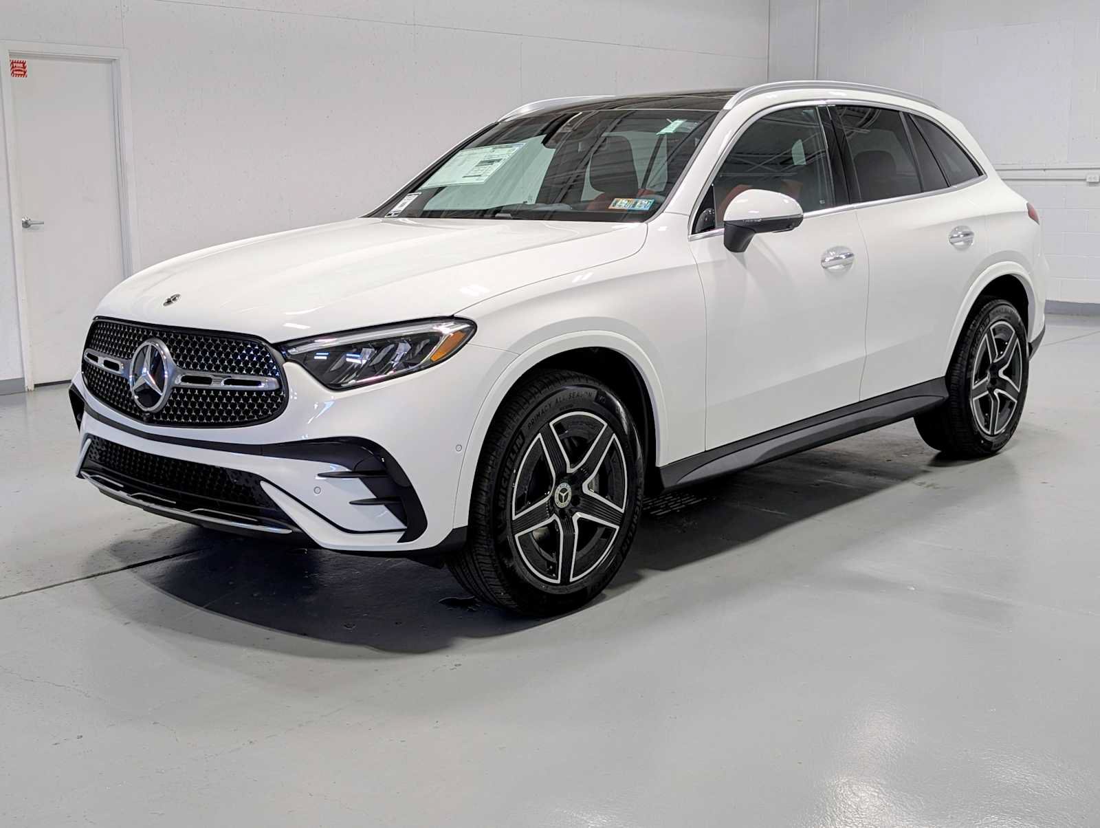 New 2026 Mercedes-Benz GLC 300 4MATIC image 1