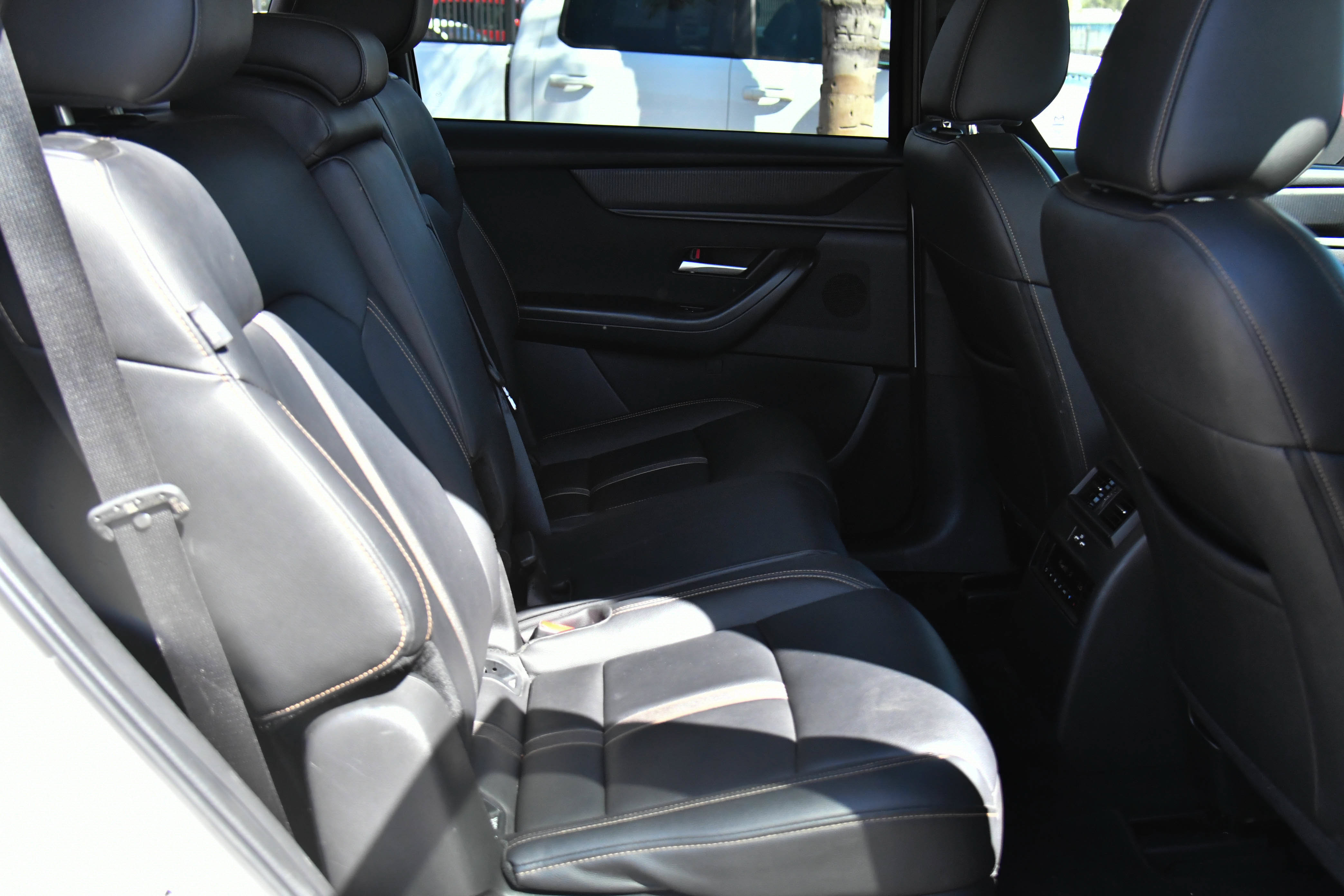 Used 2024 MAZDA CX-90 3.3 Turbo w/ Select Package AWD/4WD image 43