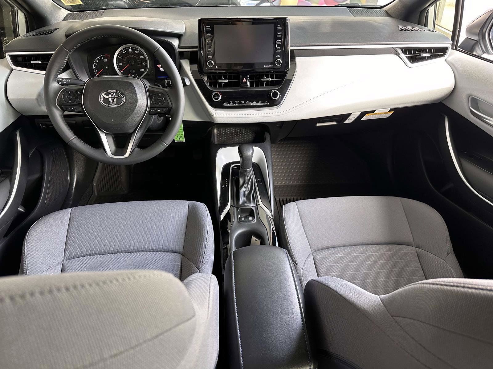 Used 2022 Toyota Corolla SE FWD image 12