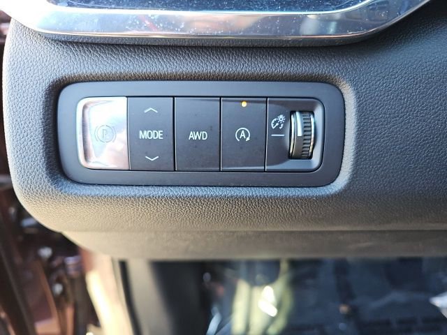 Certified 2025 GMC Acadia Elevation image 17