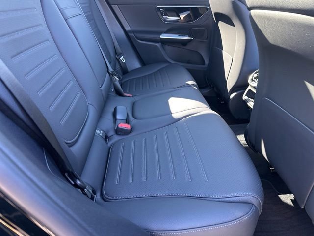 Used 2026 Mercedes-Benz GLC 300 image 27