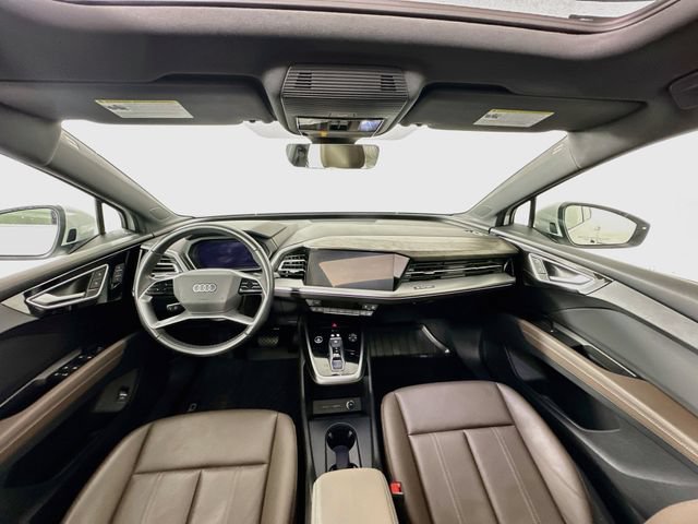 Used 2024 Audi Q4 e-tron Premium Plus w/ Premium Plus AWD/4WD image 3