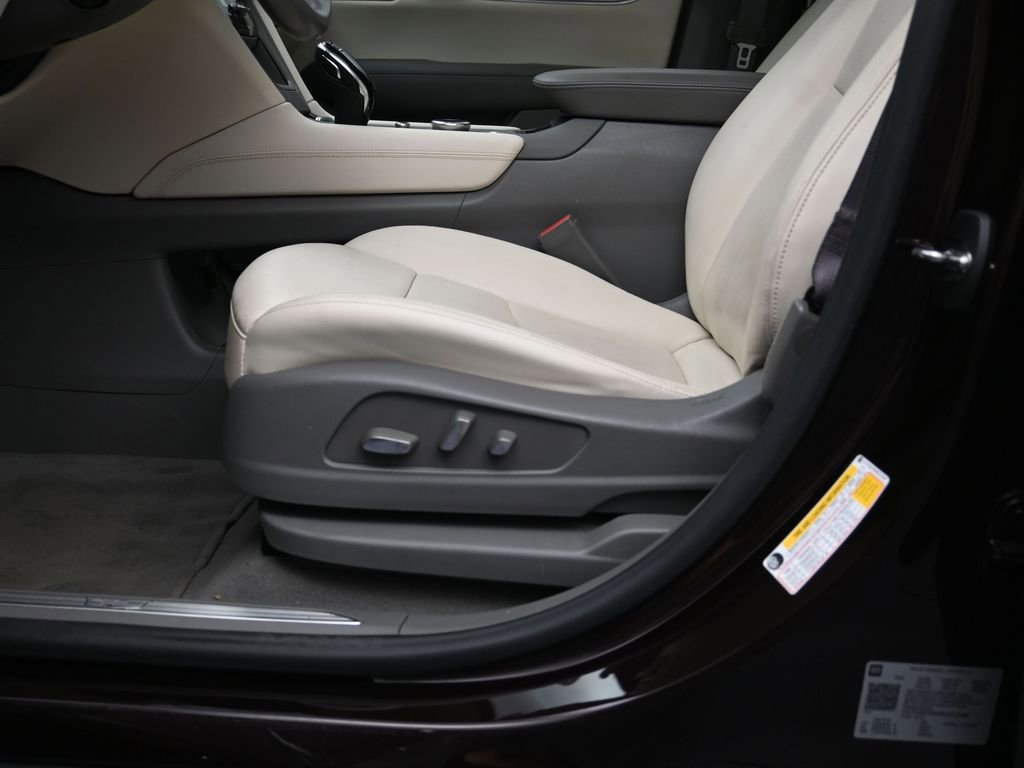 Used 2021 Cadillac XT5 Premium Luxury FWD image 23