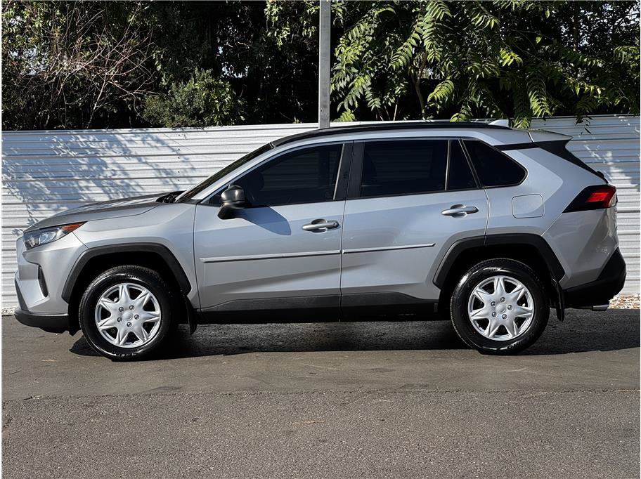 Used 2019 Toyota RAV4 LE w/ All Weather Liner Package AWD/4WD image 9