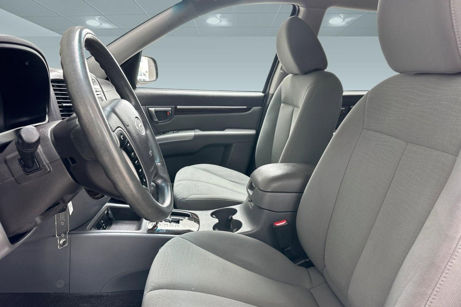 Used 2011 Hyundai Santa Fe GLS FWD image 21