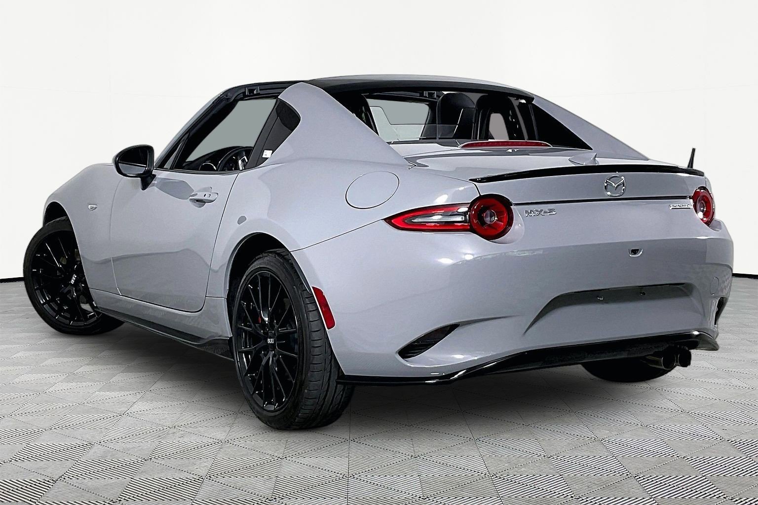 Used 2024 MAZDA MX-5 Miata RF Club w/ Interior Package RWD image 5