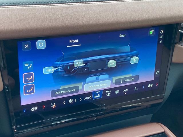 New 2026 Lincoln Navigator L Reserve AWD/4WD image 23