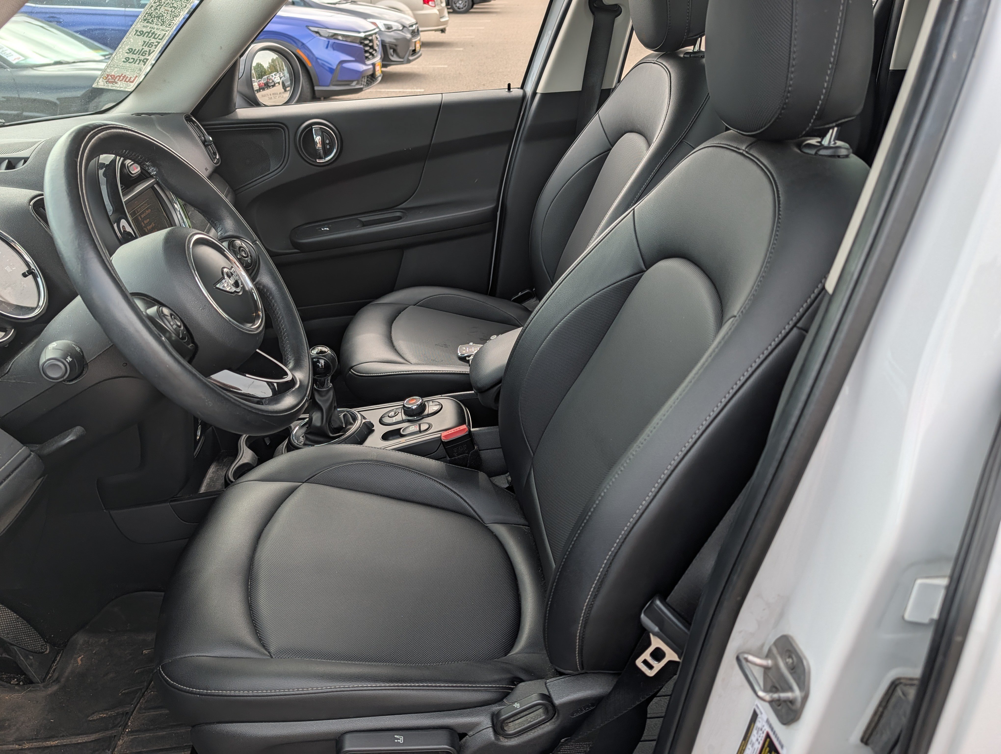 Used 2017 MINI Cooper Countryman FWD image 7