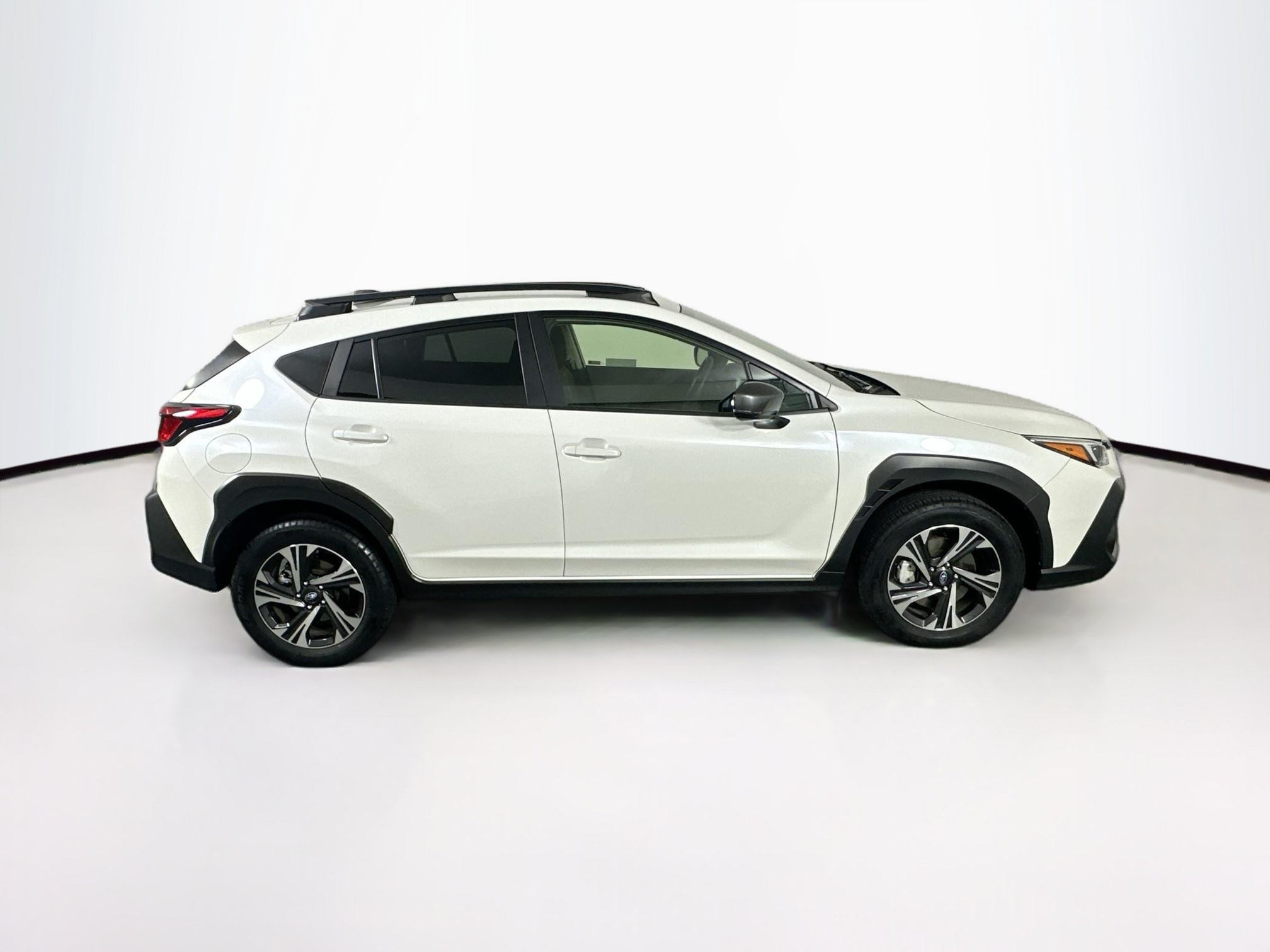 Used 2024 Subaru Crosstrek 2.0i Premium w/ Crosstrek Mirror Package AWD/4WD image 10