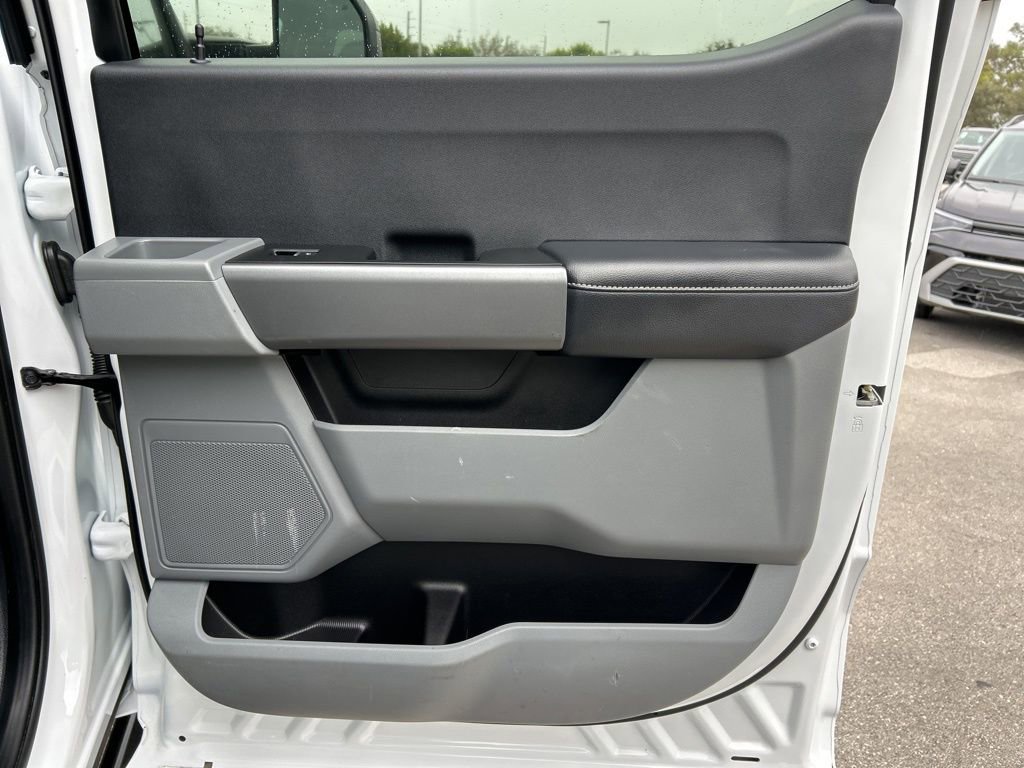 Used 2025 Ford F350 XLT image 42