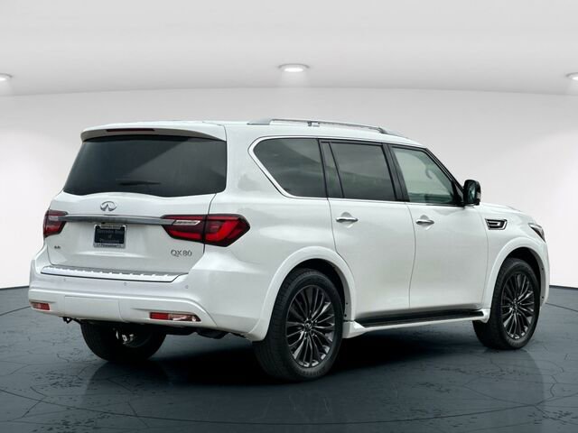 Used 2023 INFINITI QX80 Premium Select w/ Cargo Package image 7
