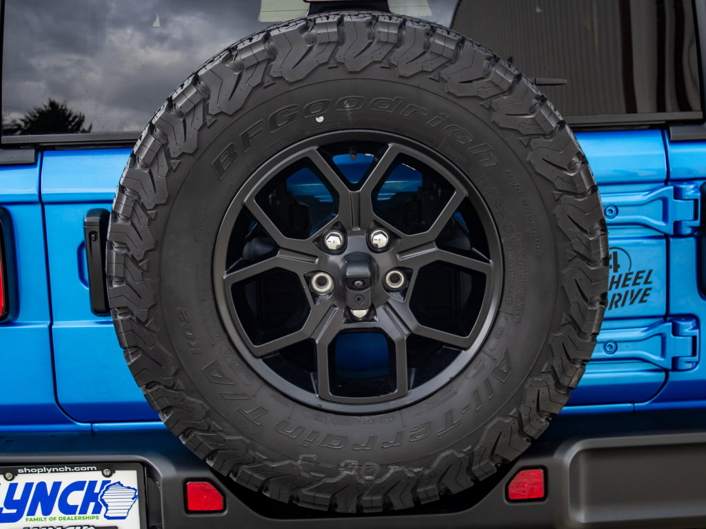 Used 2024 Jeep Wrangler Willys image 21