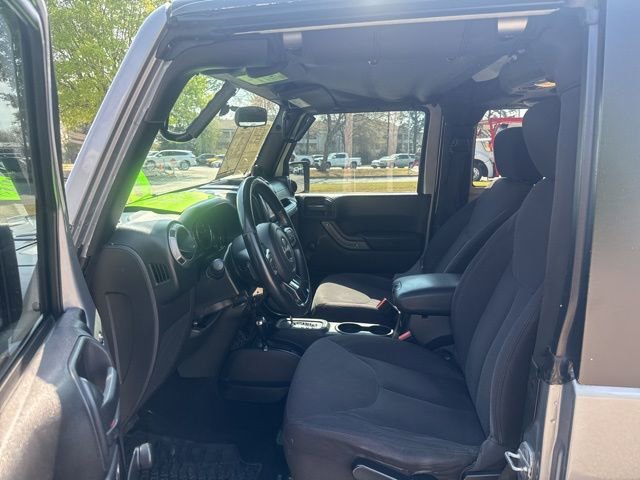 Used 2014 Jeep Wrangler Sport w/ Quick Order Package 24S AWD/4WD image 18