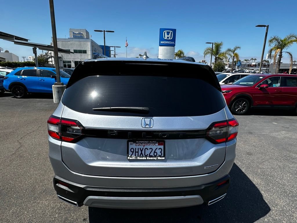 Used 2023 Honda Pilot Touring image 10