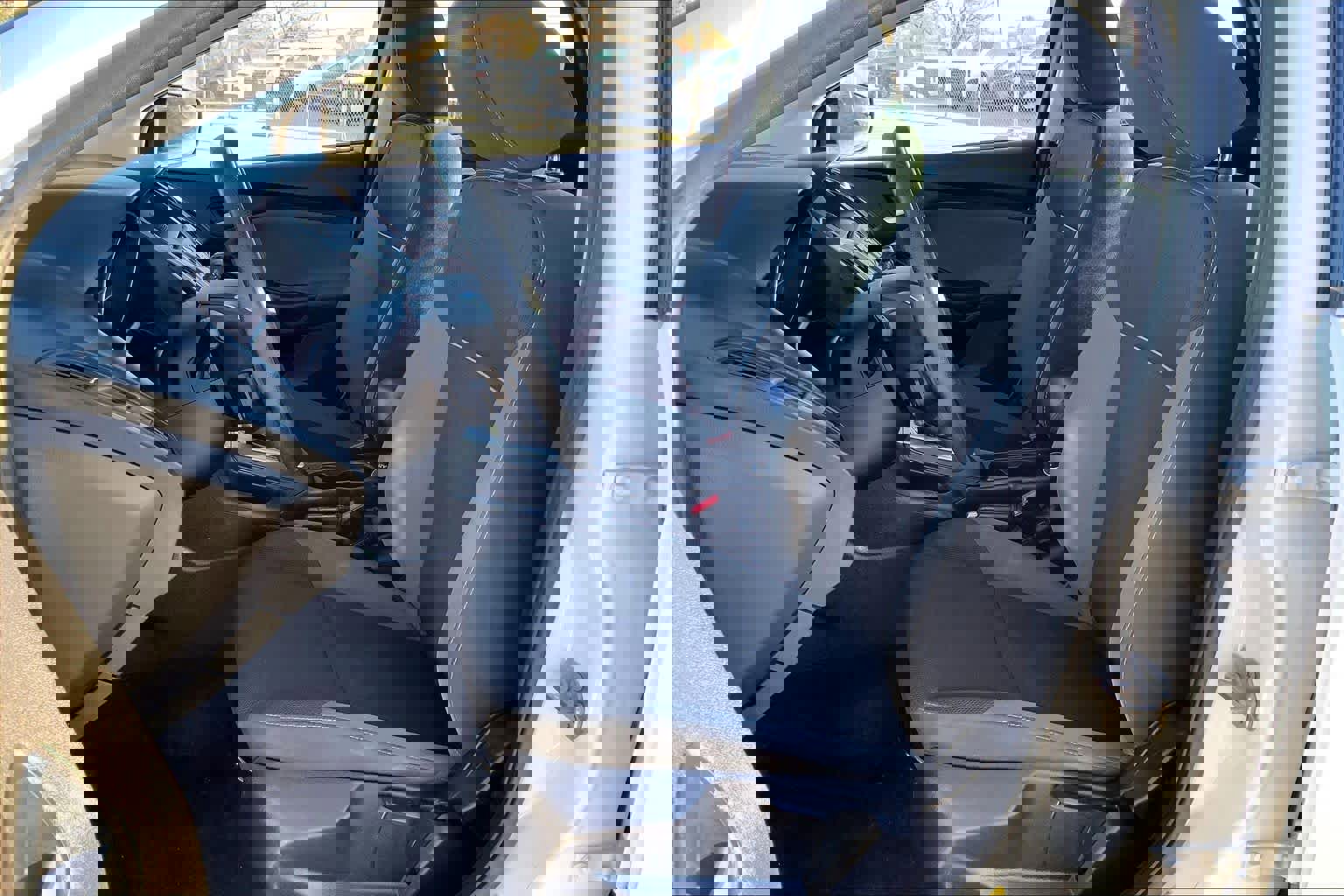 Used 2013 Ford Focus SE image 7