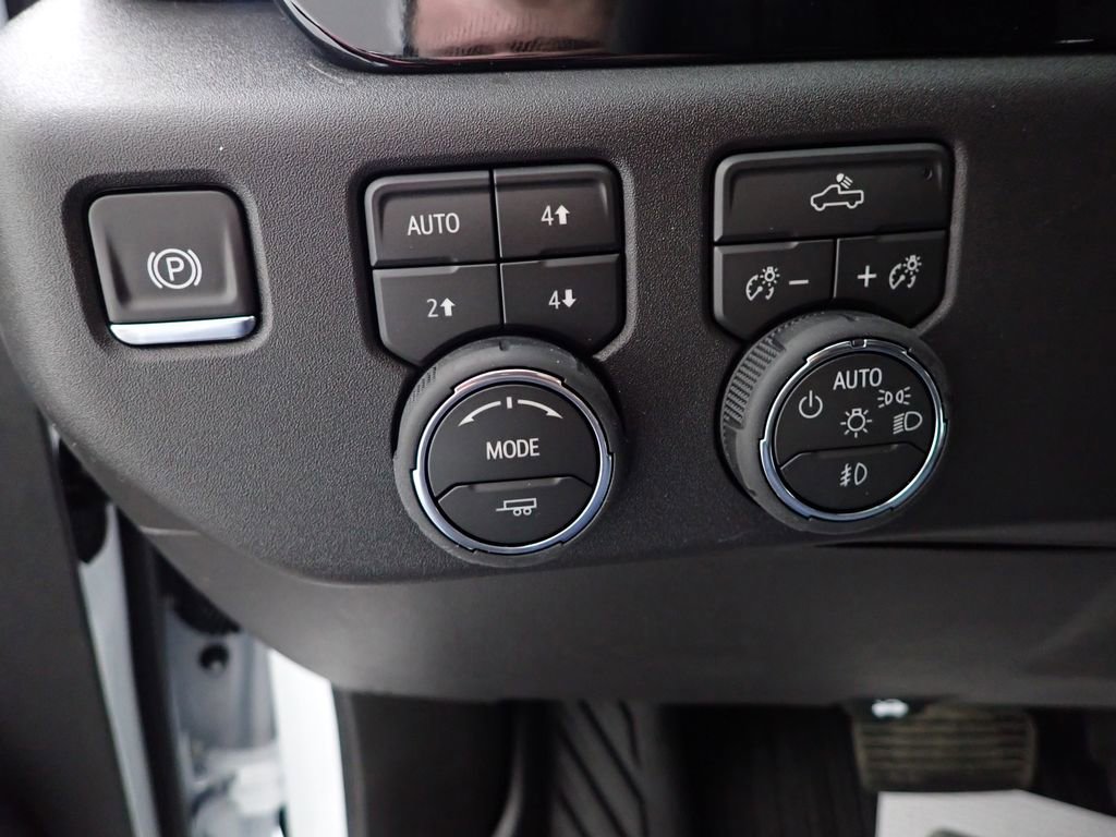 New 2026 Chevrolet Silverado 1500 LT Trail Boss w/ Convenience Package II image 3