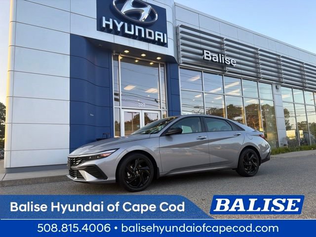 Used 2026 Hyundai Elantra Sport FWD image 1