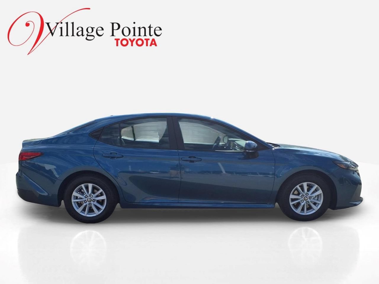Used 2026 Toyota Camry LE w/ Convenience Package FWD image 6