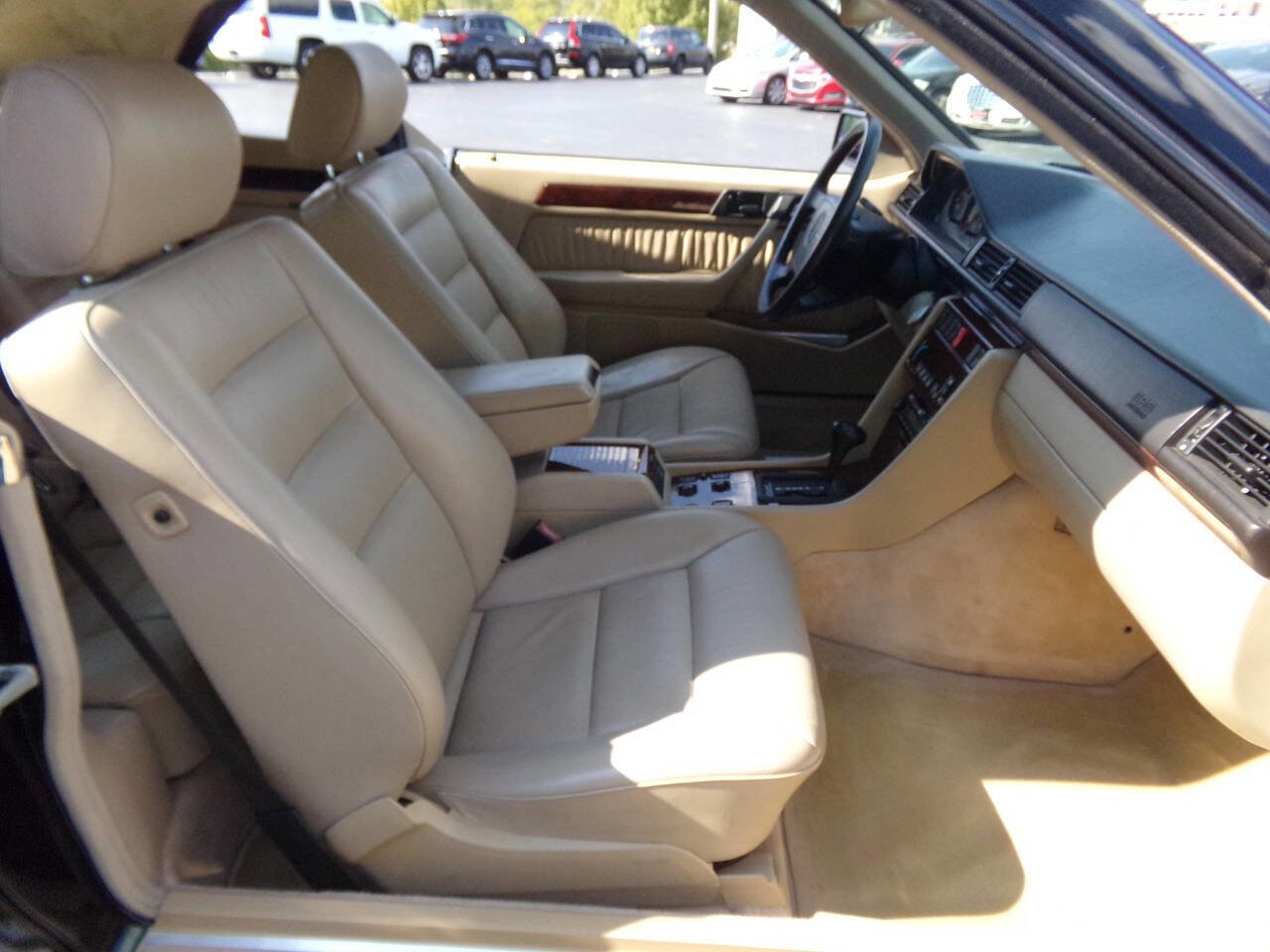 Used 1994 Mercedes-Benz E 320 Convertible image 66