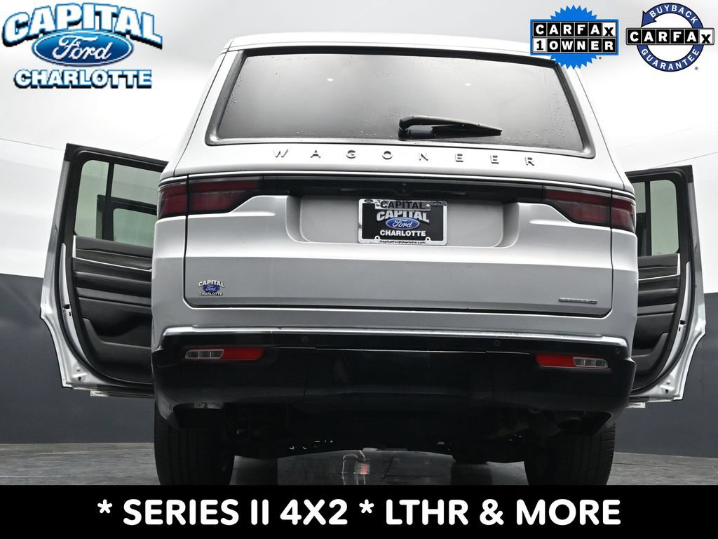 Used 2024 Jeep Wagoneer Series II w/ Flexible Seating Group RWD image 30