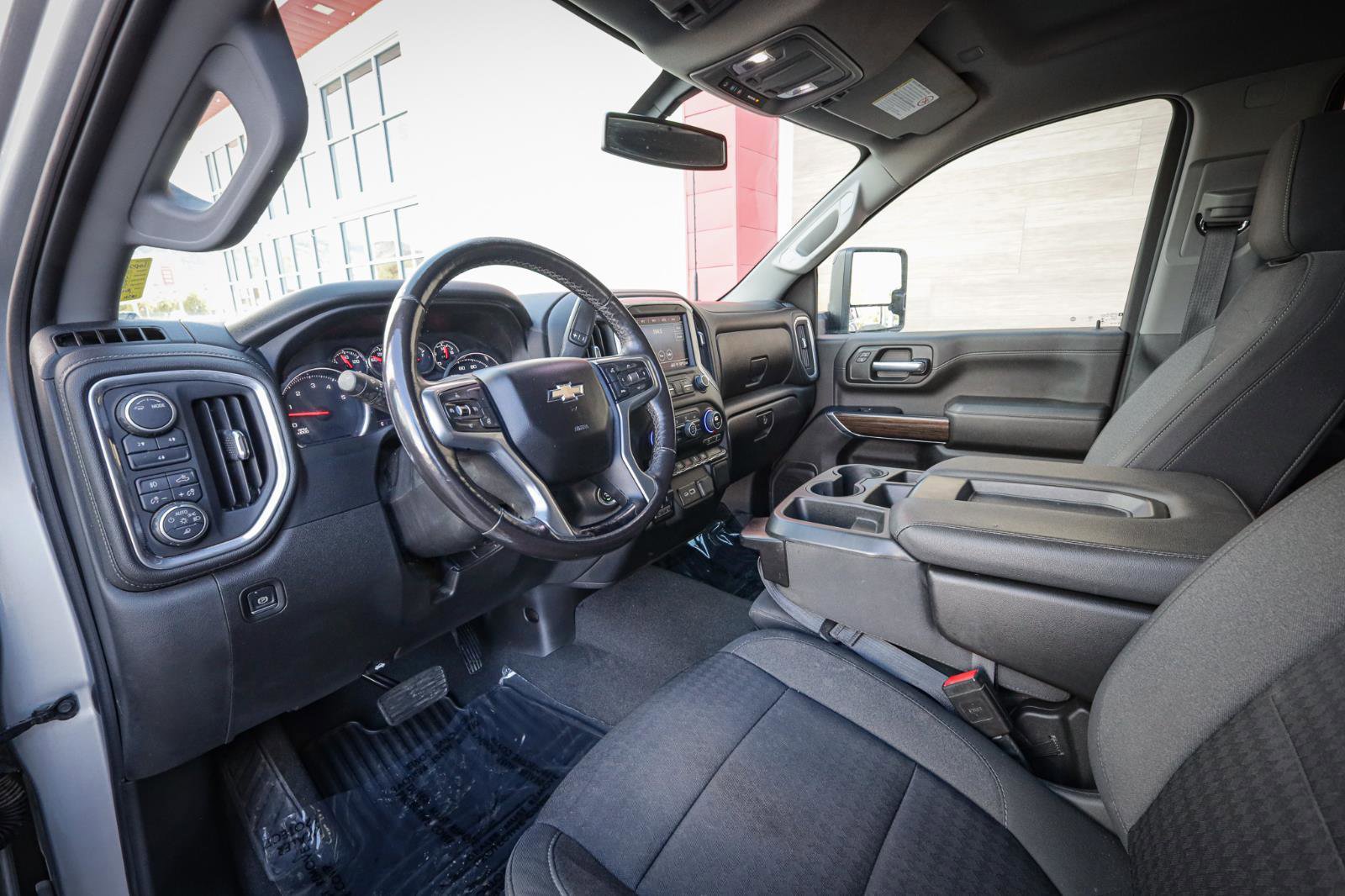 Used 2023 Chevrolet Silverado 3500 LT w/ Convenience Package image 11