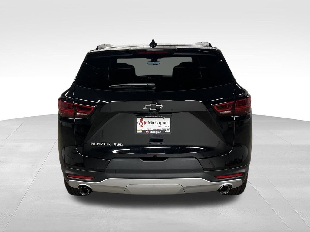 New 2026 Chevrolet Blazer LT w/ Sound & Technology Package AWD/4WD image 7