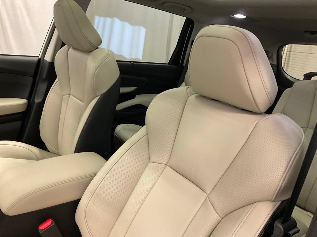 New 2026 Subaru Ascent Limited AWD/4WD image 10